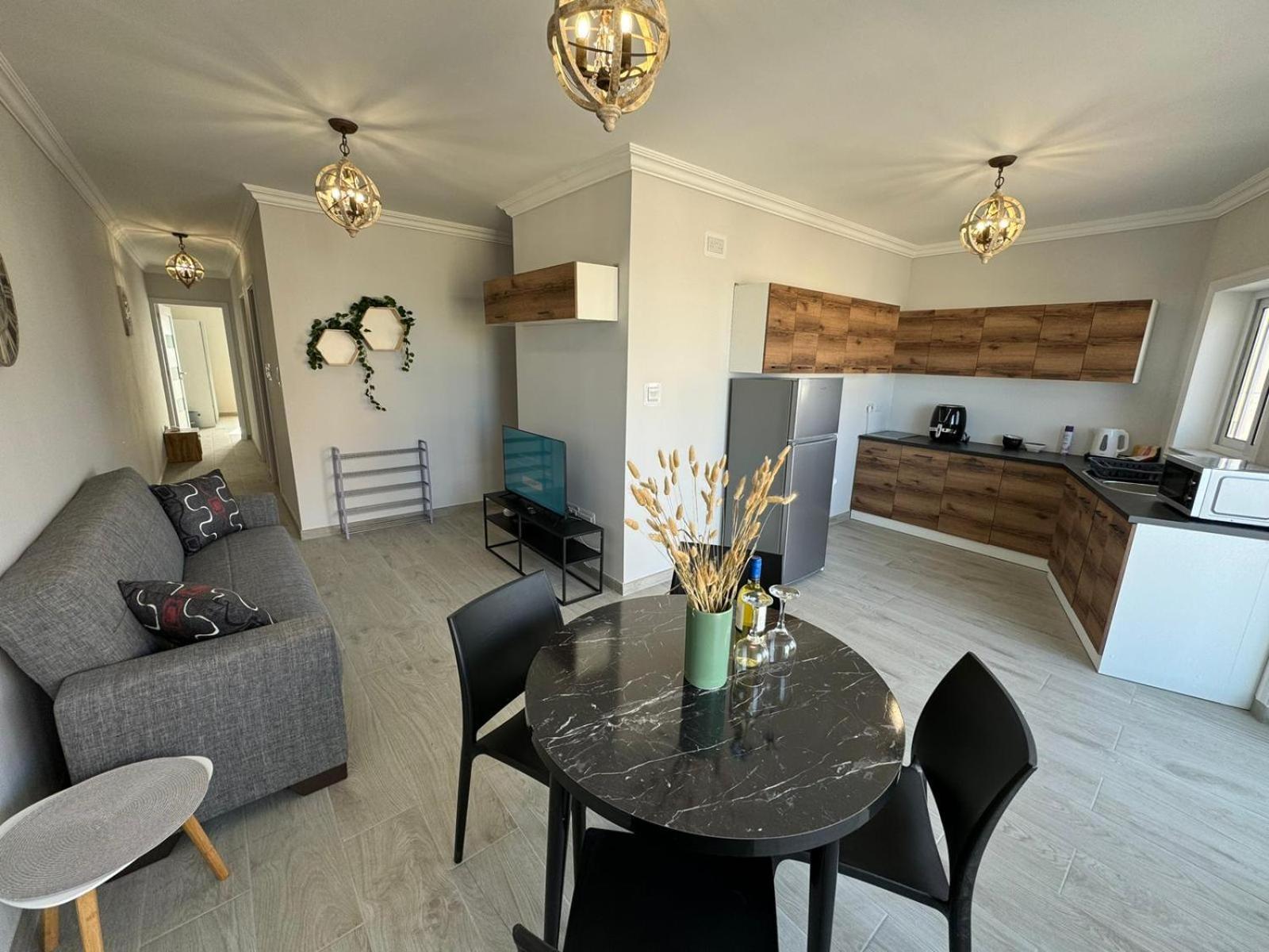 Luxury & Modern Two Bedroom Marsaskala Apartment Εξωτερικό φωτογραφία