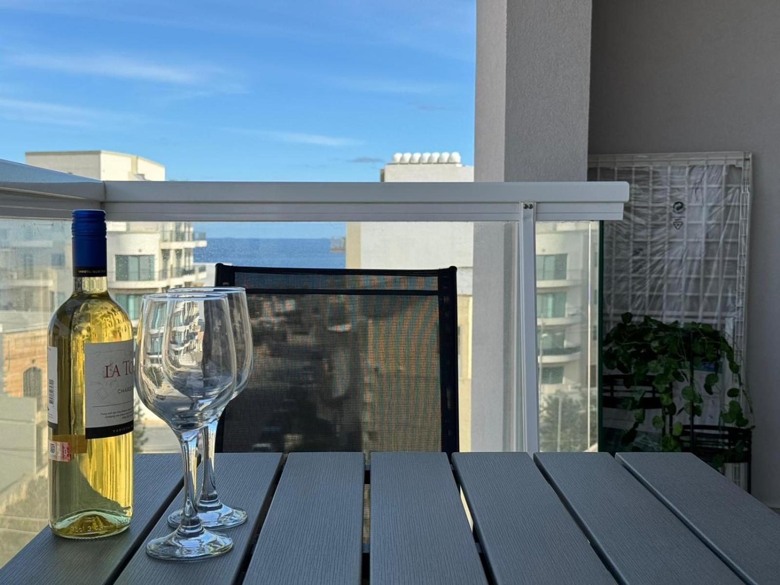 Luxury & Modern Two Bedroom Marsaskala Apartment Εξωτερικό φωτογραφία